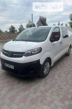 Мінівен Opel Vivaro 2020 в Рокитному