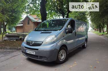 Грузовой фургон Opel Vivaro 2006 в Львове