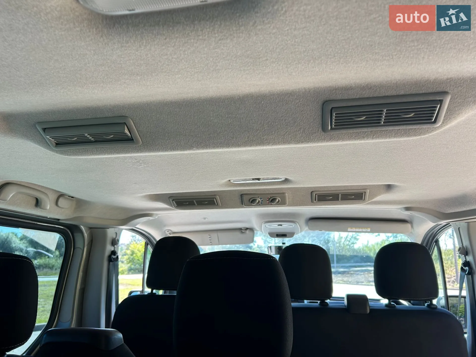 2015 Opel Vivaro - мініатюра 8