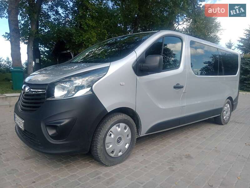 Мінівен Opel Vivaro 2018 в Тернополі