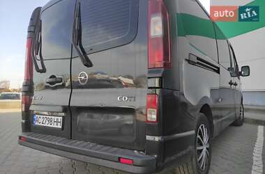 Мінівен Opel Vivaro 2015 в Львові