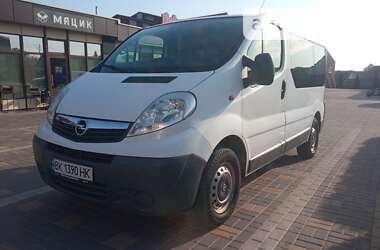 Минивэн Opel Vivaro 2007 в Рокитном