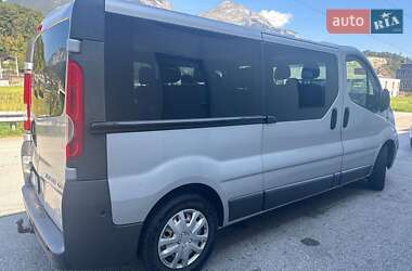Минивэн Opel Vivaro 2002 в 