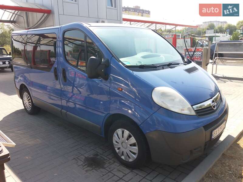 Минивэн Opel Vivaro 2011 в Хмельницком