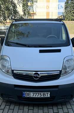 Грузовой фургон Opel Vivaro 2012 в Николаеве