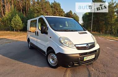 Вантажний фургон Opel Vivaro 2011 в Глухові