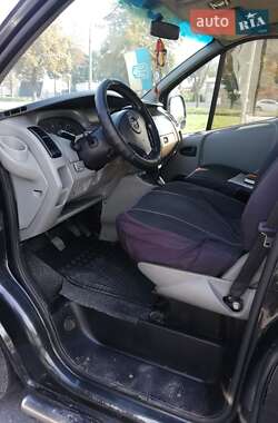 Минивэн Opel Vivaro 2005 в 
