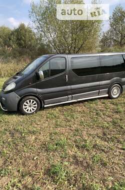 Мінівен Opel Vivaro 2006 в Чернівцях