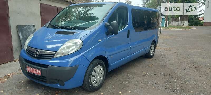 Минивэн Opel Vivaro 2013 в Луцке