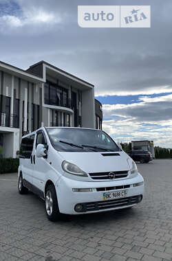 Минивэн Opel Vivaro 2003 в Стрые