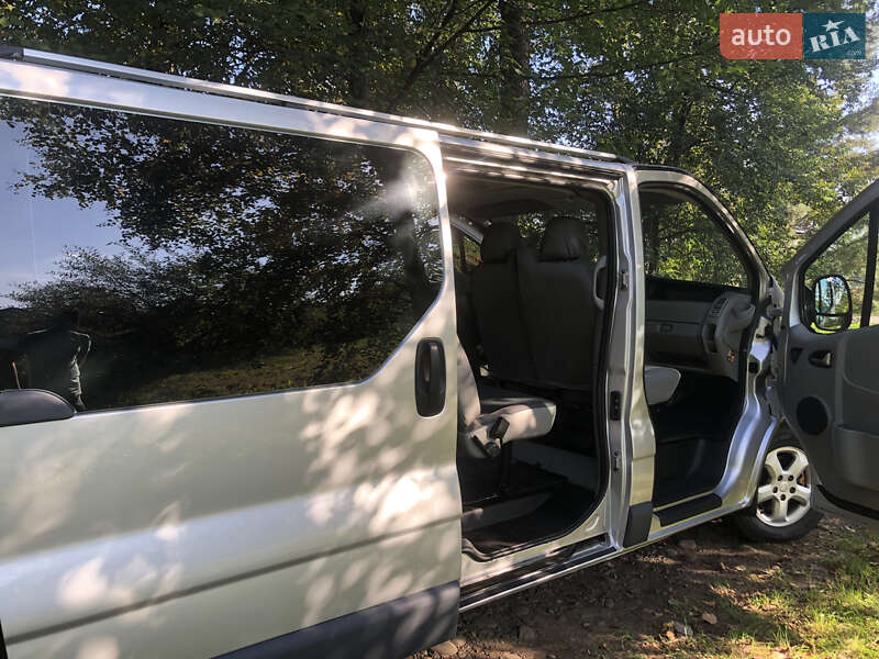 Минивэн Opel Vivaro 2012 в Ивано-Франковске