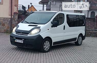 Мінівен Opel Vivaro 2005 в Сарнах