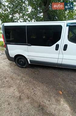 Минивэн Opel Vivaro 2012 в 