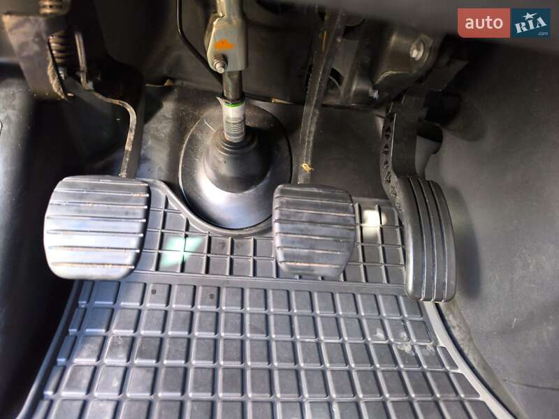 Мінівен Opel Vivaro 2017 в Дрогобичі