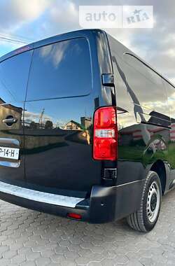 Вантажний фургон Opel Vivaro 2020 в Дубні