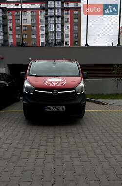 Грузовой фургон Opel Vivaro 2017 в Хмельницком