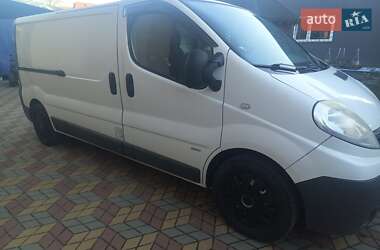 Грузовой фургон Opel Vivaro 2013 в Болехове