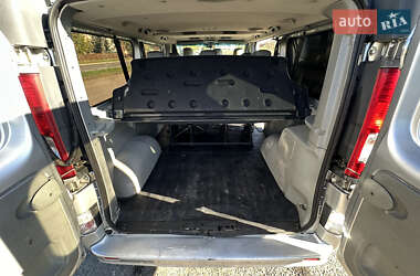 Мінівен Opel Vivaro 2012 в 