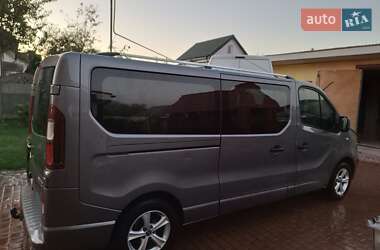 Минивэн Opel Vivaro 2016 в 
