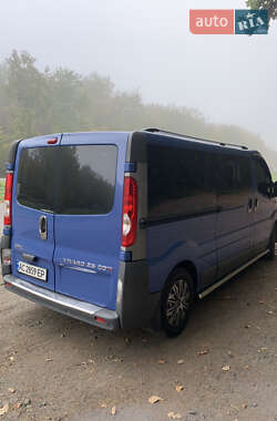 Минивэн Opel Vivaro 2010 в 