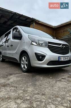 Мінівен Opel Vivaro 2015 в Кременчуці