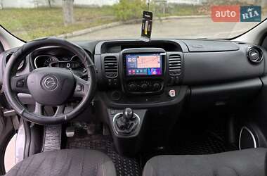 Минивэн Opel Vivaro 2014 в 