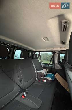 Минивэн Opel Vivaro 2014 в 