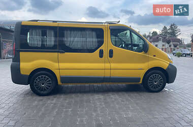 Минивэн Opel Vivaro 2004 в 