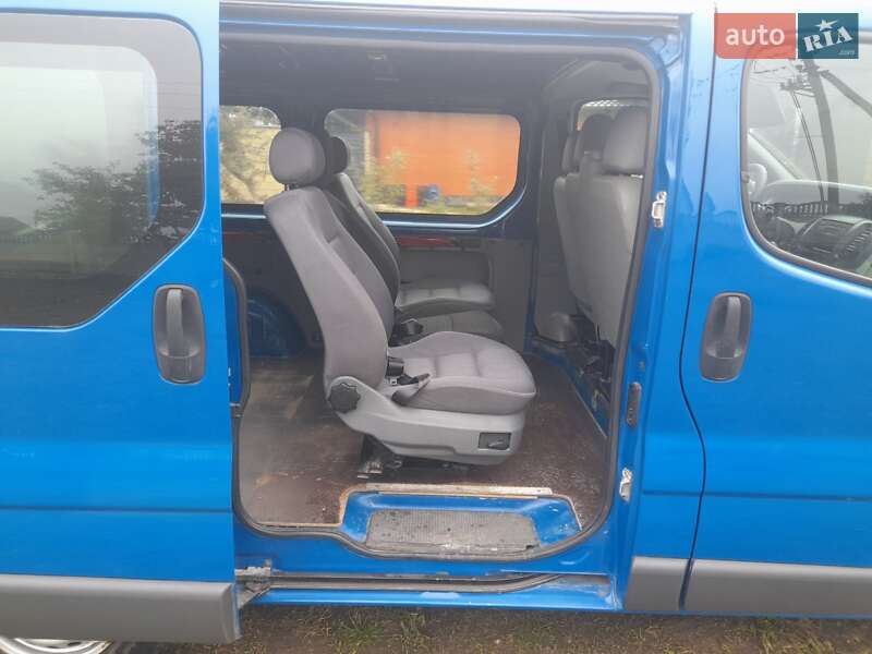 Минивэн Opel Vivaro 2007 в Луцке