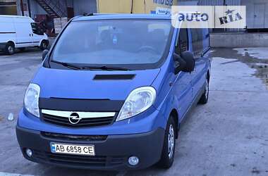 Минивэн Opel Vivaro 2011 в Киеве