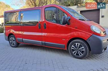 Мінівен Opel Vivaro 2004 в Кам'янець-Подільському