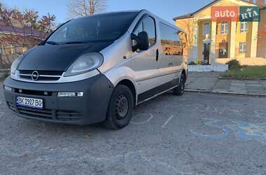 Минивэн Opel Vivaro 2003 в Ровно