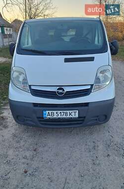 Грузовой фургон Opel Vivaro 2013 в Умани