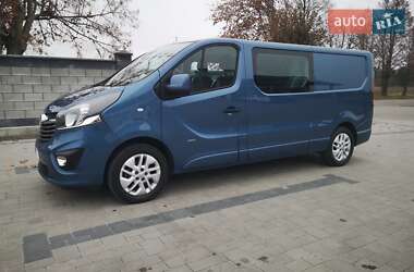 Минивэн Opel Vivaro 2016 в 