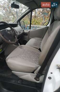 Грузовой фургон Opel Vivaro 2005 в 