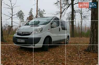 Минивэн Opel Vivaro 2012 в 