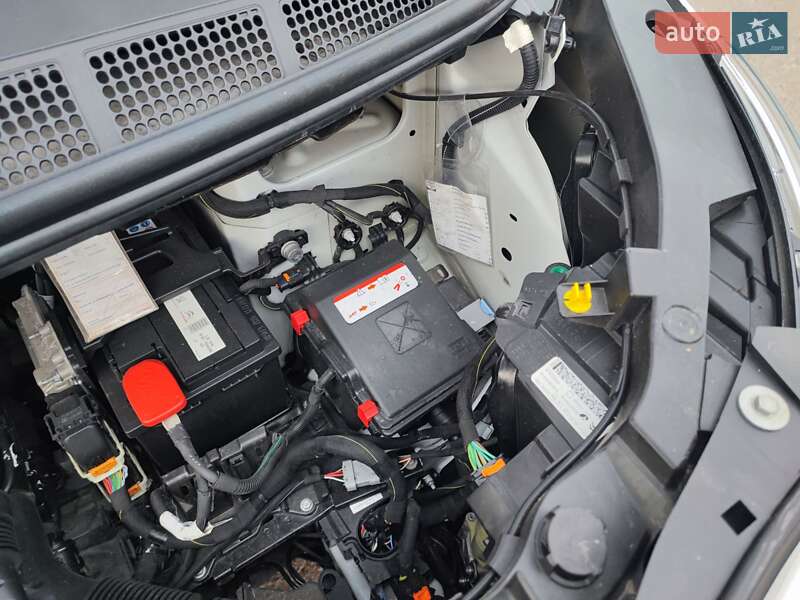 Грузовой фургон Opel Vivaro 2020 в Дубно