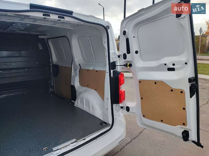 Грузовой фургон Opel Vivaro 2020 в Дубно