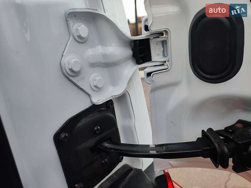 Грузовой фургон Opel Vivaro 2020 в Дубно