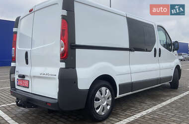 Вантажопасажирський фургон Opel Vivaro 2012 в Дубні