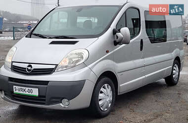 Минивэн Opel Vivaro 2011 в Киеве