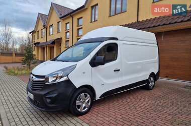 Грузовой фургон Opel Vivaro 2017 в Стрые