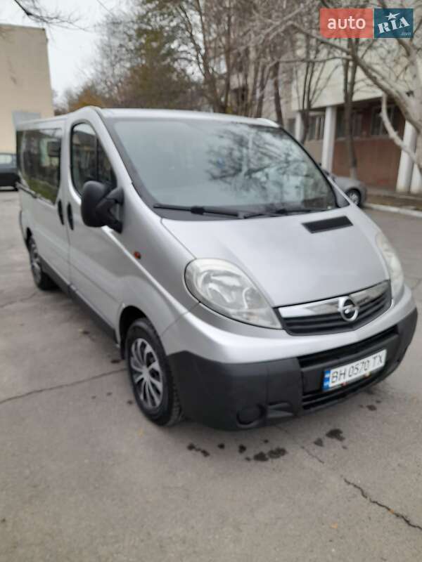 Минивэн Opel Vivaro 2011 в Одессе