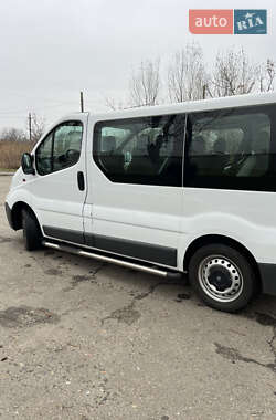 Мінівен Opel Vivaro 2011 в 