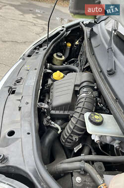 Мінівен Opel Vivaro 2011 в 