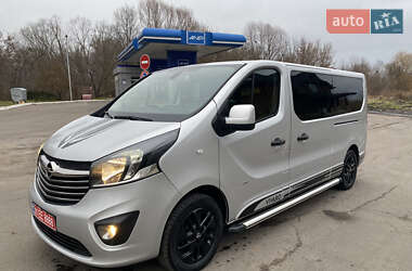 Минивэн Opel Vivaro 2017 в Дубно