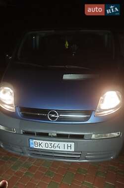 Мінівен Opel Vivaro 2005 в Мізочі