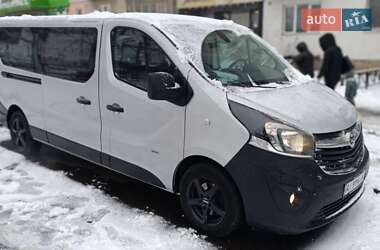 Минивэн Opel Vivaro 2015 в Житомире