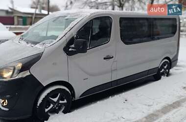 Минивэн Opel Vivaro 2015 в Житомире