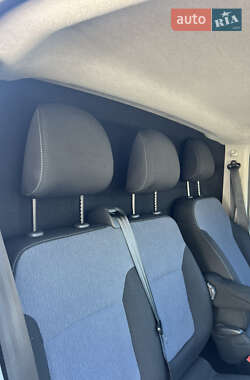 Грузовой фургон Opel Vivaro 2014 в 